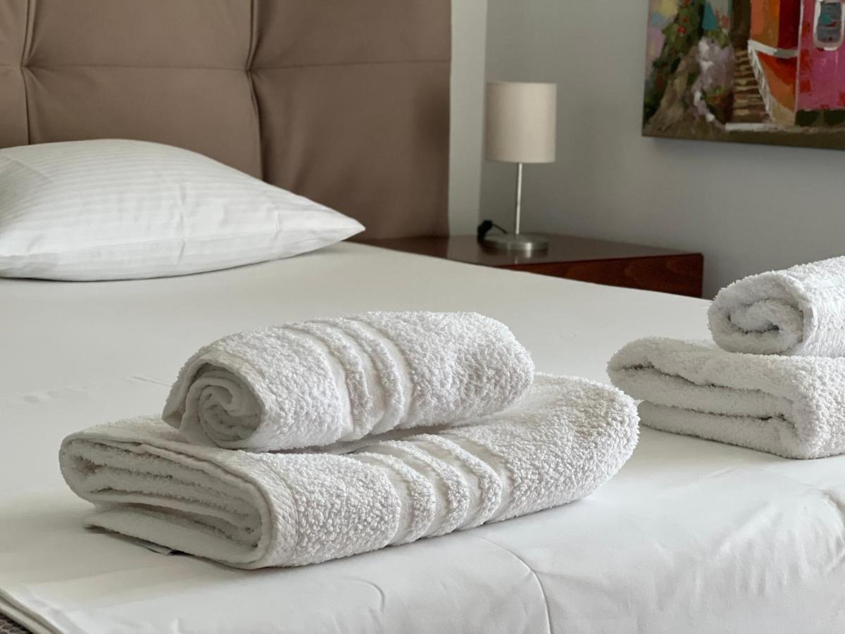 Lovely 2-Bedroom Apartment Athens Ngoại thất bức ảnh